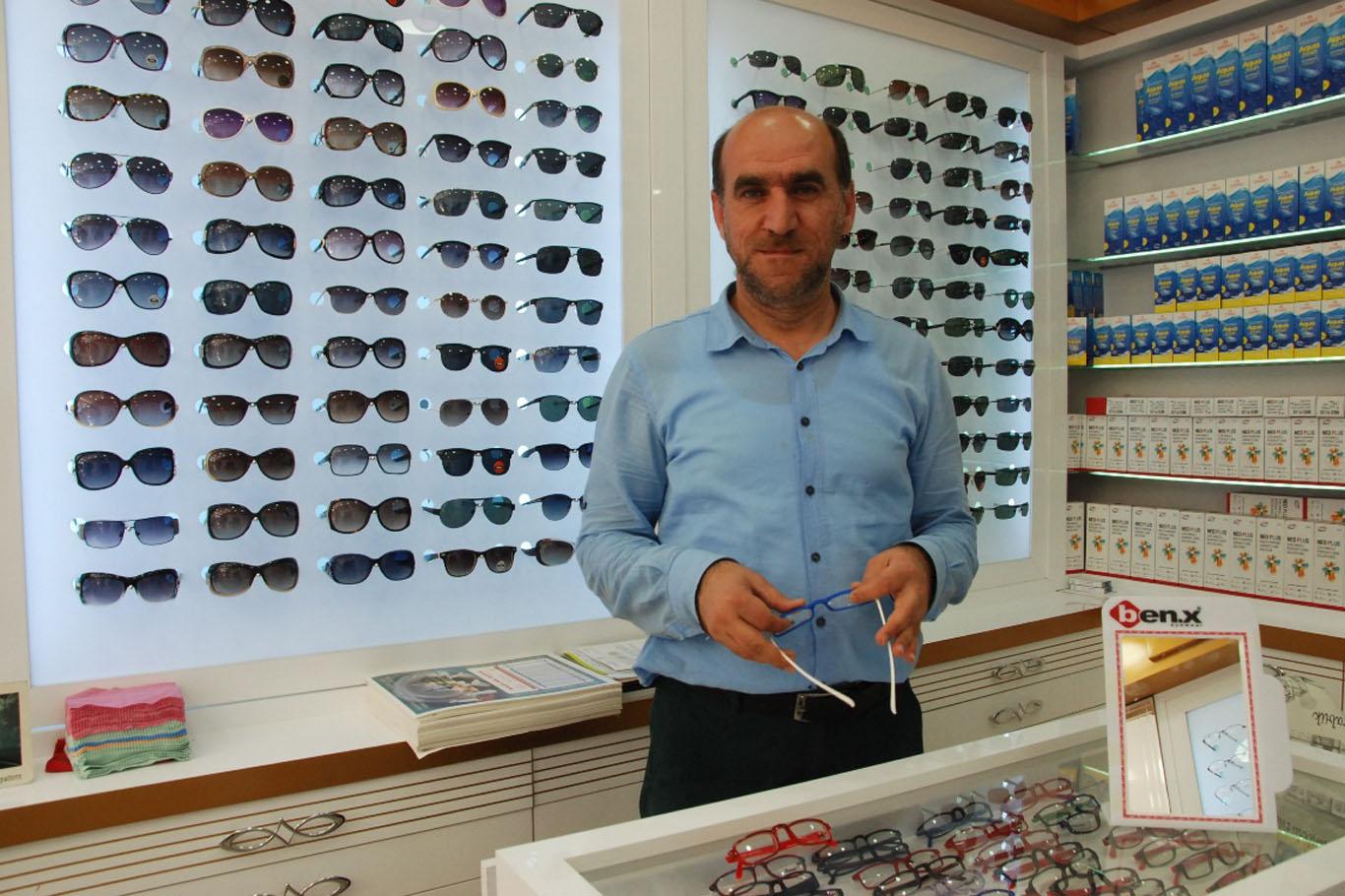 Optikçilerden 'Sahte Güneş Gözlüğü' uyarısı Optikçilerden 'Sahte Güneş Gözlüğü' uyarısı